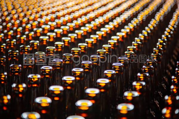 生產(chǎn)玻璃容器的工廠用玻璃瓶.玻璃瓶質(zhì)地