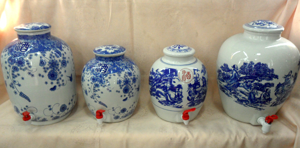 (20斤、10斤、10斤、30斤)酒壇 菜壇 酒壇 酒瓶 酒具 沈陽泡菜壇批發(fā) 沈陽酒壇批發(fā) 沈陽酒瓶批發(fā) 沈陽酒具批發(fā)